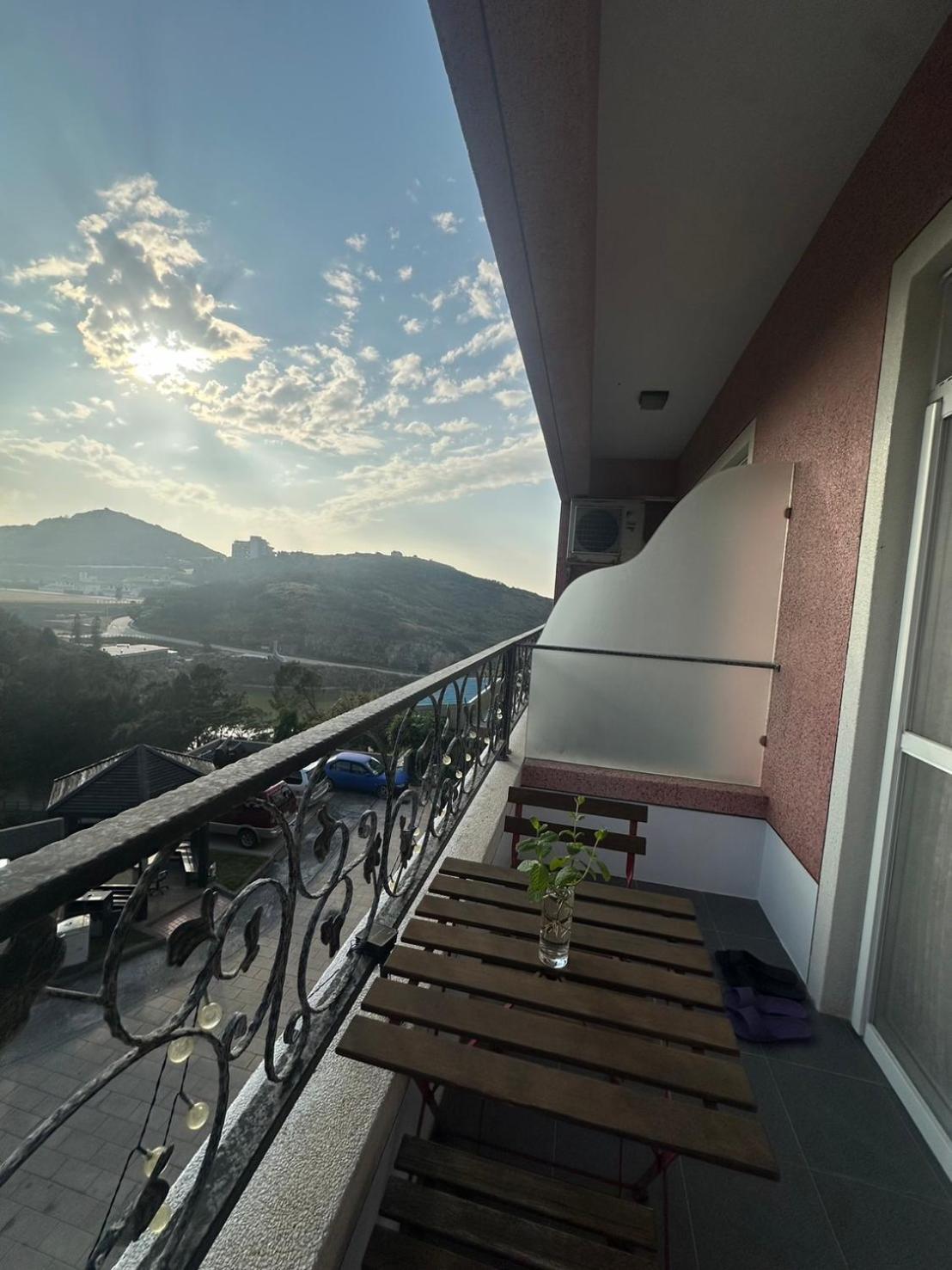 Bei Ao Bi Shan Jyu Dongyin Buitenkant foto